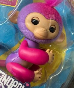 Fingerlings 2023 NEW Interactive Baby Monkey Reacts to Touch – 70+ Sounds & Reactions – Charli (Purple) Purple 23 71nMKzk5TUL