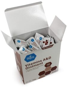 Medpride Vitamin A & D Skin Protectant Ointment| for Body Chaffing, Diaper Rash, Cuts, Dry-Cracked Hands/Feet/Face| 5g Packets, 144-Packets| Lanolin & Petrolatum Formula| for Men, Women & Baby Skin 0.17 Ounce (Pack of 144) 10 71nWwbTmLL