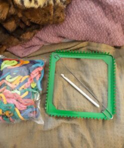 Friendly Loom 7" Potholder Kit Green Metal Loom and Bright Rainbow Color Cotton Loops, Makes 2 Potholders, MADE IN THE USA by Harrisville Designs. Multicolor 51 71nb9nE9RYL