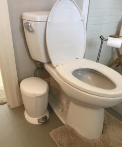 simplehuman Compact Round Bathroom Step Trash Can, 6 Liter / 1.6 Gallon, White Plastic 41 71ne0ARJVqL