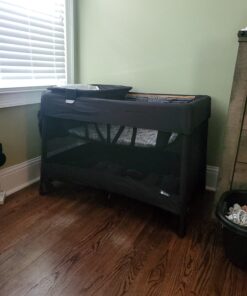 4moms Breeze Plus Portable Playard with Removable Bassinet and Baby Changing Station, Easy One-Handed Setup, from The Makers of The mamaRoo 27 71nf14h4mBL