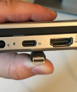 Amazon Basics Mini DisplayPort to DisplayPort Display Cable, 4Kx2K, Gold-Plated Plugs, 6 Foot, Black 6 Feet 1-Pack 19 71ngOI9hNL