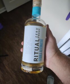 RITUAL ZERO PROOF Tequila Alternative | Award-Winning Non-Alcoholic Spirit | 25.4 Fl Oz (750ml) | Zero Calories | Sustainably Made in USA | Make Delicious Alcohol Free Cocktails 30 71njMlORRpL