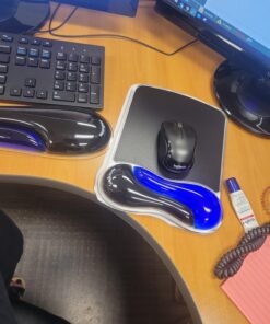Kensington Duo Gel Mouse Pad with Wrist Rest - Blue (K62401AM),9.625*6.625 inches 30 71noq8lXh0L
