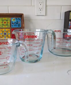 Pyrex 3 Piece Glass Measuring Cup Set, Includes 1-Cup, 2-Cup, and 4-Cup Tempered Glass Liquid Measuring Cups, Dishwasher, Freezer, Microwave, and Preheated Oven Safe, Essential Kitchen Tools 24 71np199PoIL