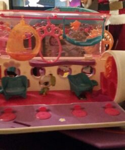 Littlest Pet Shop Pet Jet Playset Toy, Includes 4 Pets, Adult Assembly Required (No Tools Needed), Ages 4 and Up (Amazon Exclusive) Frustration Free Packaging 29 71o2PCgq5BL