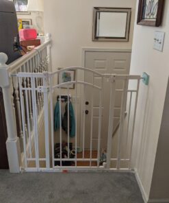 Summer Infant Multi-Use Decorative Extra Tall Safety Pet and Baby Gate,28.5'-48' Wide, 36' Tall,Pressure or Hardware Mounted, Install on Wall or Banister in Doorway or Stairway,Auto Close Door -Beige 36" Tall, 28.5 - 48.0" Wide Beige 75 71o8DWBixcL