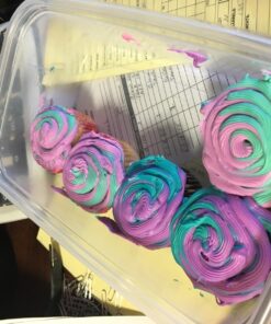 Bakers dozen Premium Piping Bags 12" with Extra Tickness | 100 Disposable Pastry Bags with 1 Coupler and 2 Ties | Kitchen Icing Bags | Cake Decoration Piping Bags | Anti-Burst and Non-slip Piping Bag 12 IN 100 Pastry Bags Pieces 57 71oCoDBySUL