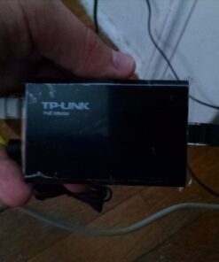 TP-LINK 802.3af Gigabit PoE Injector | Convert Non-PoE to PoE Adapter | Auto Detects the Required Power, up to 15.4W | Plug & Play | Distance Up to 100 meters (328 ft.) | Black (TL-PoE150S) 28 71oF89fIlyL