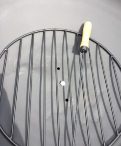 Sunnydaze 30-Inch Fire Pit Bowl with Spark Screen, Fireplace Poker, and Metal Grate - Black High-Temperature Paint Finish 30 71oHKsRQyWL