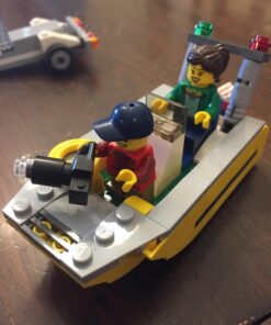 LEGO Creator 31052 Vacation Getaways Building Kit (792 Piece) 37 71oOFUXvjfL 1