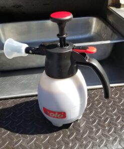 Solo 418 One-Hand Pressure Sprayer with Ergonomic Grip for Gardening, Fertilizing, Cleaning & General Use Spraying, 1 Liter 1 Litre 48 71oQbbr4ttL