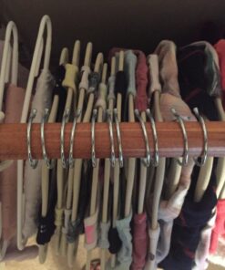 Amazon Basics Kids Velvet, Non-Slip Clothes Hangers, Pack of 30, Baby Size 11.6, Beige 11.6 inches 30-Pack 37 71oU 3TISyL