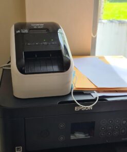 Brother QL-800 High-Speed Professional Label Printer, Lightning Quick Printing, Plug & Label Feature, Brother Genuine DK Pre-Sized Labels, Multi-System Compatible – Black & Red Printing Available QL800 30 71oZtIcSDJL