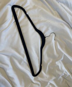 Utopia Home Premium Velvet Hangers 50 Pack - Non-Slip Clothes Hangers - Black Hangers - Suit Hangers with 360 Degree Rotatable Hook - Heavy Duty Coat Hangers 41 71pChuWwIIL