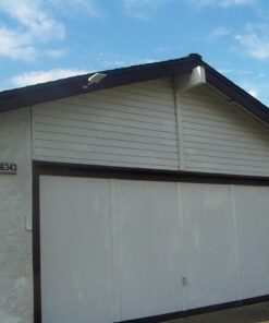 InnoGear Solar Outdoor Lights, 80 LEDs Solar Motion Sensor Lights with 4 Working Modes Solar Wall Lights IP65 Waterproof 450 Lumens Solar Gutter Lights for Front Door, Yard, Garage, Pack of 2 59 71pNkkidLKL