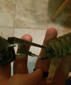 Nite Ize DoohicKey Keychain Multi Tool, Stainless-Steel 5-in-1 Multi Tool With Bottle Opener + Carabiner Clip, Black 1 Count (Pack of 1) 44 71pea7tDTL