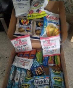 COLLEGEBOX Healthy Snack Box Variety Pack Care Package (35 Count) Gift Basket Kids Teens Men Women Adults Health Food Nuts Fruit Nutrition Assortment Mix Sample College Students Office Final Exams Christmas 28 71ptfxPvUTL