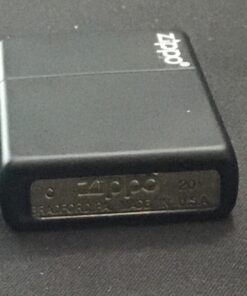 Zippo Matte Pocket Lighters Logo Black 30 71pulk9V9LL