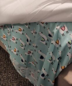 Amazon Basics Kid's Llama Party Soft Easy-Wash Microfiber Sheet Set, Full, Teal Blue Llamas 12 71qb2M4OnAL
