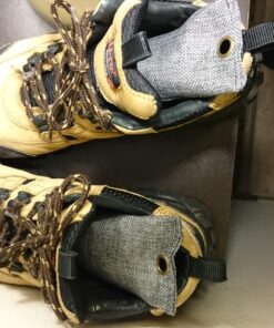 Moso Natural Shoe Odor Absorbers. A Scent Free Odor Eliminator for Shoes, Gym Bags and Sports Gear. Premium Moso Bamboo Charcoal Air Purifying Bag and Deodorizer. (One Pack of Two 75g Bags) 1 33 71qcsmCivL