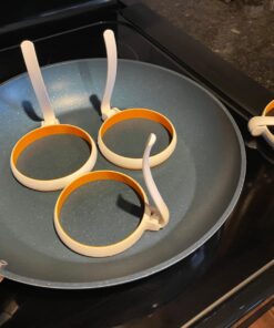 STIRLEX 4-inch Silicone Fried Egg Rings Set, 4-pack, Round Mold for Pancakes, Breakfast Sandwich, Nonstick 48 71qlp1bzlpL