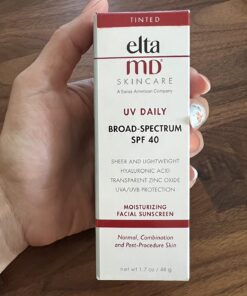 EltaMD UV Daily Tinted Sunscreen with Zinc Oxide, SPF 40 Face Sunscreen Moisturizer, Helps Hydrate Skin and Decrease Wrinkles, Lightweight Face Sunscreen, Absorbs Into Skin Quickly, 1.7 oz Pump 41 71qmYAOUZZL