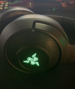 Razer Kraken X USB Ultralight Gaming Headset: 7.1 Surround Sound - Lightweight Frame - Green Logo Lighting - Integrated Audio Controls - Bendable Cardioid Microphone - for PC - Classic Black Green Lighting Only 48 71r6mAum1yL