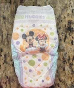 HUGGIES LITTLE MOVERS Active Baby Diapers, Size 3 (fits 16-28 lb.), 174 Ct, ECONOMY PLUS (Packaging May Vary) 32 71r8FiZU IL