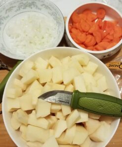 Morakniv Eldris Fixed-Blade Pocket-Sized Knife with Sandvik Stainless Steel Blade and Plastic Sheath 2.2-Inch. Green 47 71rCG0ILZCL