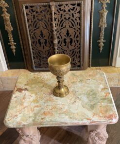 Design Toscano Golden Chalice of King Arthur Medieval Décor Decorative Gothic Goblet Sculpture, 5 Inches Wide, 5 Inches Deep, 9 Inches High, Metallic Gold Finish 23 71rDmVnCX8L