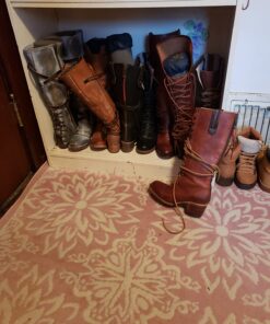 Bick 4 Leather Conditioner and Leather Cleaner 8 oz - Will Not Darken Leather - Safe For All Colors of Leather Apparel, Furniture, Jackets, Shoes, Auto Interiors, Bags & All Other Leather Accessories 37 71rFdcSOAnL