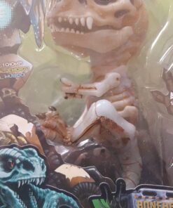WowWee Untamed Skeleton Raptor by Fingerlings – Gloom (Sand) – Interactive Collectible Dinosaur 25 71rIczUbMvL