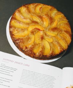 The Perfect Cake: Your Ultimate Guide to Classic, Modern, and Whimsical Cakes (Perfect Baking Cookbooks) 38 71rQo28z9RL