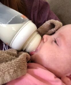 Munchkin® Latch™ BPA-Free Baby Bottle, White 8 Ounce, 1 Pack 8 Ounce (Pack of 1) 38 71raovSFG6L