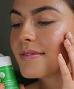 Weleda Skin Food Original Ultra-Rich Body Cream 2.5 Fluid Ounce, Plant Rich Hydrating Moisturizer with Pansy, Chamomile and Calendula 2.5 Fl Oz (Pack of 1) 29 71ri7QV6WoL