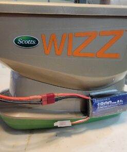 Scotts Wizz Spreader for Grass Seed, Fertilizer, Salt and Ice Melt, Handheld Spreader Holds up to 2,500 sq. ft. of Product 1 Pack 49 71ro5FIChkL 1