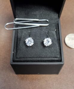 Amazon Essentials Plated Sterling Silver Cubic Zirconia Stud Earrings (Round & Princess) White/Platinum 6.5 mm Round Cut 44 71rpGoNAjzL