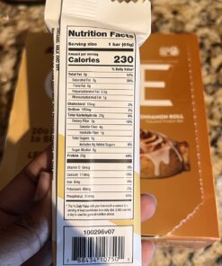 ONE Protein Bars, Cinnamon Roll, Gluten Free Protein Bars with 20g Protein and Only 1g Sugar, Guilt-Free Snacking for High Protein Diets, 2.12 oz (12 Count) 37 71s5vAh83kL