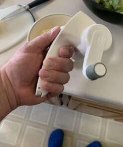 Zyliss Professional Cheese Grater, NSF Certified - Rotary Cheese Grater - Handheld Cheese Grater with Handle - Vegetable, Chocolate, Hard Cheese & Nut Grater - White Restaurant Cheese Grater 32 71sCaIbHj3L