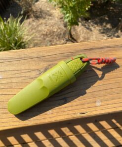 Morakniv Eldris Fixed-Blade Pocket-Sized Knife with Sandvik Stainless Steel Blade and Plastic Sheath 2.2-Inch. Green 38 71sEeszJ9oL