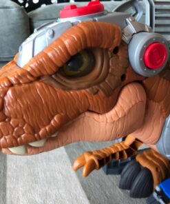 Fisher-Price Imaginext Jurassic World T. rex Dinosaur Toy with Owen Grady Figure, Light-Up Eyes & Chomping Action for Ages 3+ Years, 7-Piece Set (Amazon Exclusive) 35 71sMzj4RUtL 1