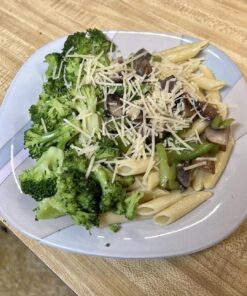 Banza Chickpea Pasta, Variety Pack (2 Penne/2 Rotini/2 Shells) - Gluten Free Healthy Pasta, High Protein, Lower Carb and Non-GMO - 8 oz (Pack of 6) (2 Penne/2 Rotini/2 Shells) 27 71sioVfFEAL