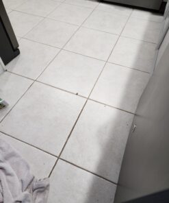 Goo Gone Grout & Tile Cleaner - 28 Ounce - Removes Tough Stains Dirt Caused By Mold Mildew Soap Scum and Hard Water Staining - Safe on Tile Ceramic Porcelain 28 Fl Oz (Pack of 1) 39 71tOHnaauRL