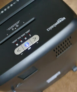 Amazon Basics 15 Sheet - New model Cross Cut Paper and Credit Card CD Shredder With 6 Gallon Bin, Black 46 71tP jtYR7L