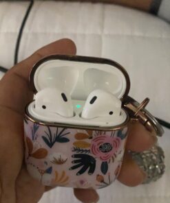 Apple AirPods (2nd Generation) Wireless Ear Buds, Bluetooth Headphones with Lightning Charging Case Included, Over 24 Hours of Battery Life, Effortless Setup for iPhone 28 71tYQUB2MgL