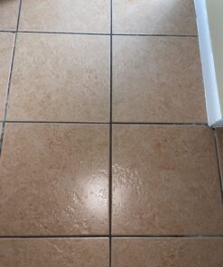 Rubbermaid Commercial Products Tile and Grout Brush, Black, Cleaning Scrubbing Brush, Multi-Surface for Grout, Bathrooms, Kitchens, Countertops, 8.5" 27 71twciRhBML