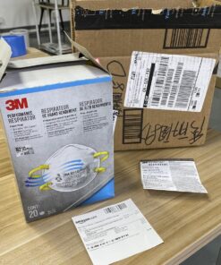 3M 8210 Plus Paint Sanding Dust Particulate N95 Respirator, Disposable Respirators, 20-Pack 20 pack 33 71txnuB0shL