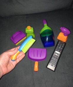 Learning Resources New Sprouts Clean It! Toddler Playset, Pretend and Learn, 6 Pieces, Ages 2 + 8 71u9i7K8e7L
