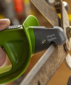 Smith’s 50601 Pruning Tools Sharpener - Hedge & Pruning Shears - Loppers & Gardening Tools - Large Handle w/Finger Guard - Handheld Manual - Replaceable Carbide Blades - Wire-Bristled Cleaning Brush 14 71uH8V9qc1L